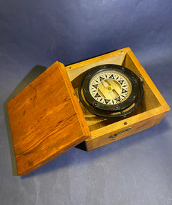 Vintage Nautical Gimbal Ships Compass Made by DIRIGO Auburn W.N. USA