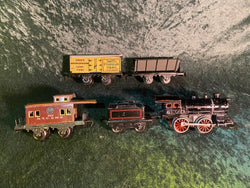 Zero Stock -Antique Bing Bavaria  0-4-0 Clockwork Train Set With Cast Iron Locomotive