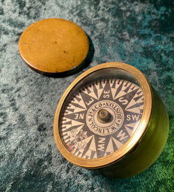 Zero Stock-Antique Small Nautical Dry Card Compass F. W. Lincoln Jr. & Co Boston
